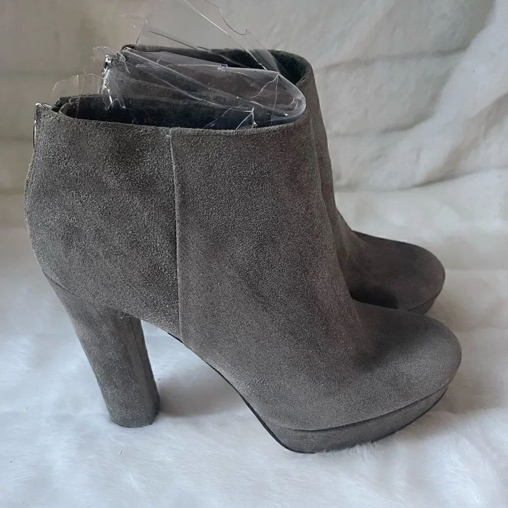 Michael Kors gray leather suede ankle platform boots with back zipper si…